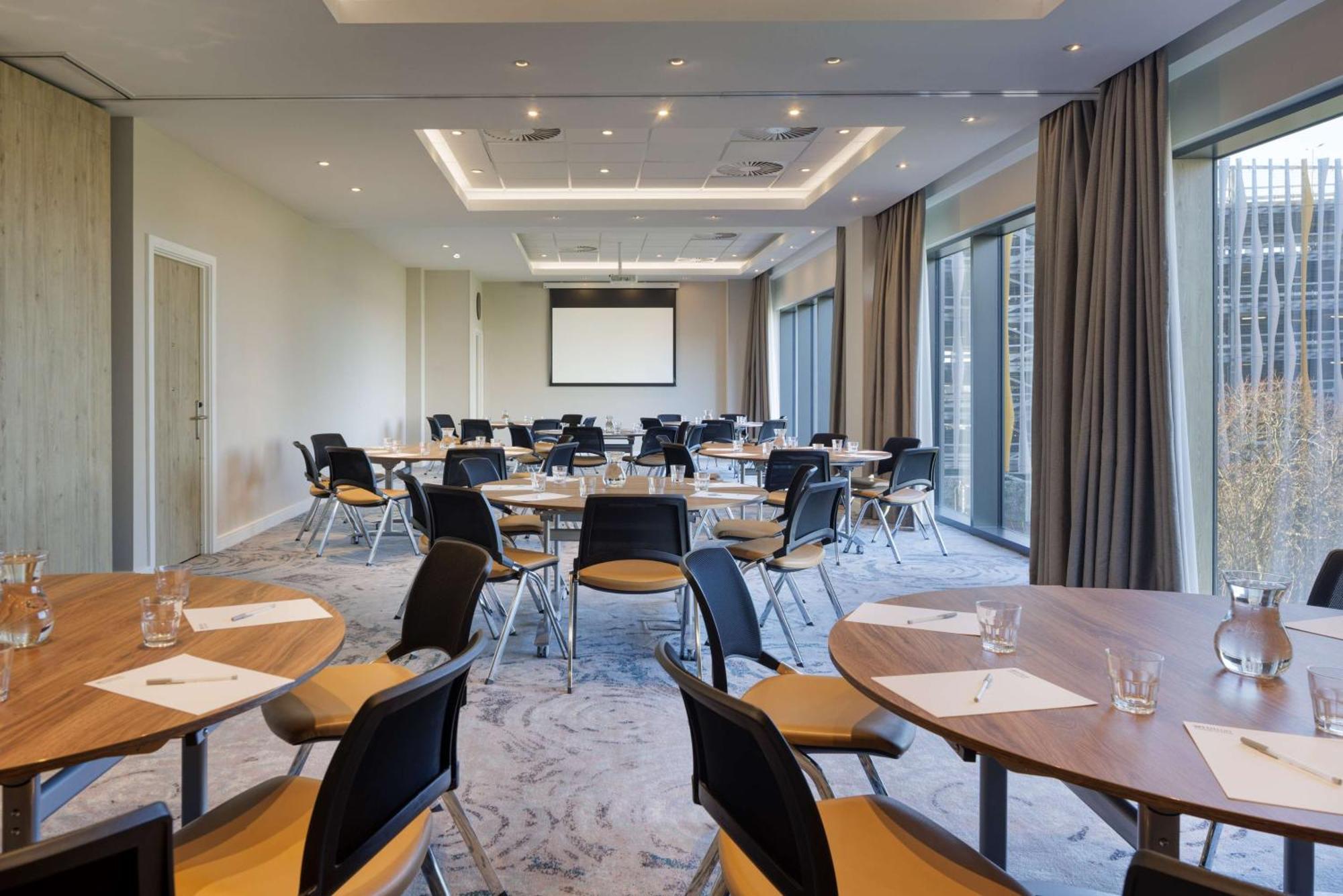 Hilton Garden Inn Stoke On Trent Exterior photo